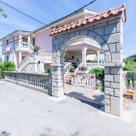 Apartments Barbara Супетарска-Драга Экстерьер фото